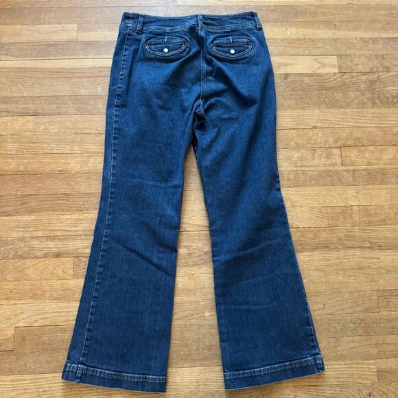 Jones New York dark wash boot cut high-rise casual jeans pants size 10
b4 - Picture 6 of 6
